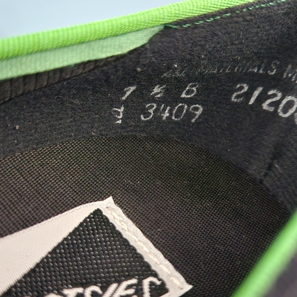 Mootsies Tootsies Green and Black Flats with Bow - Picture 4 of 5